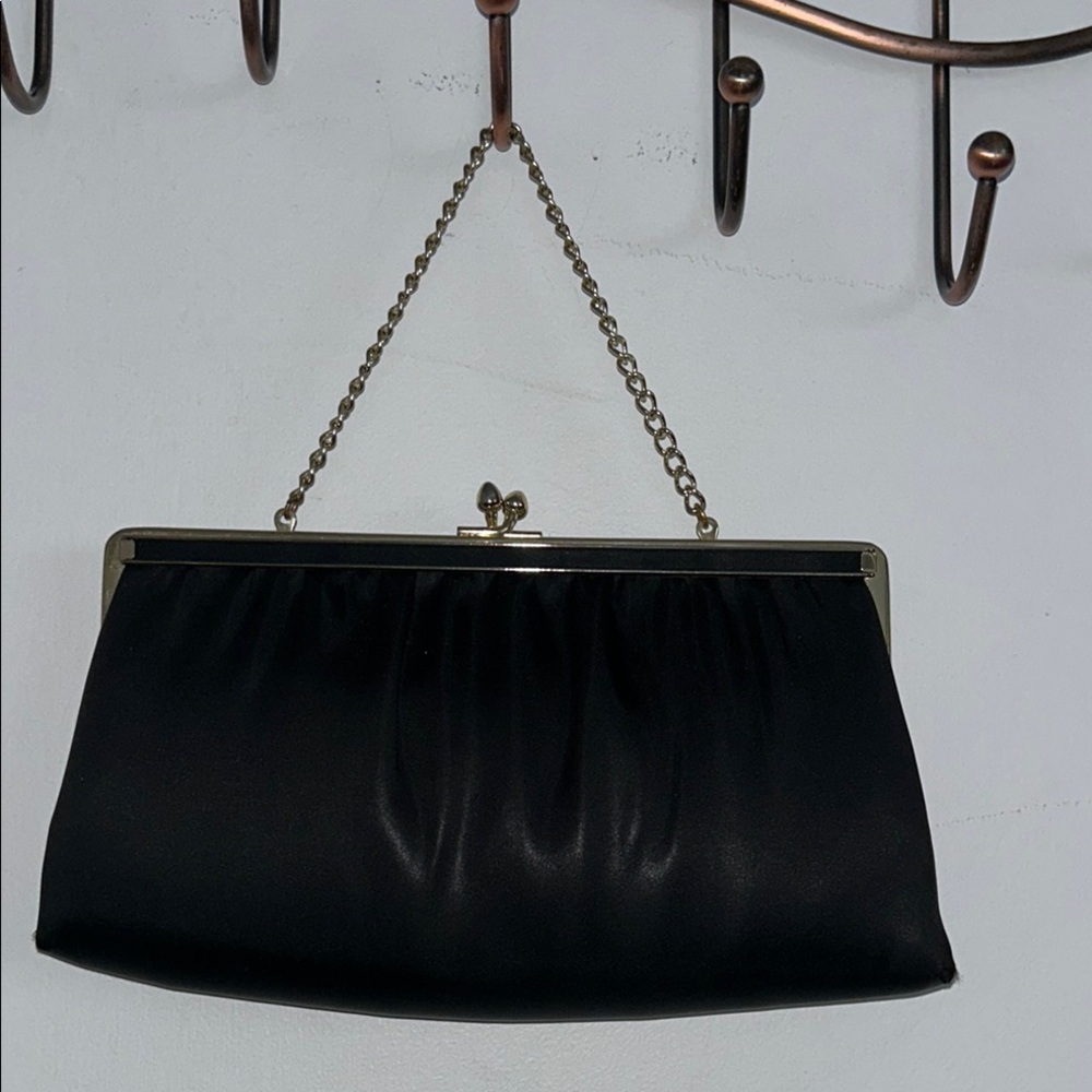 Andre Black purse 👛